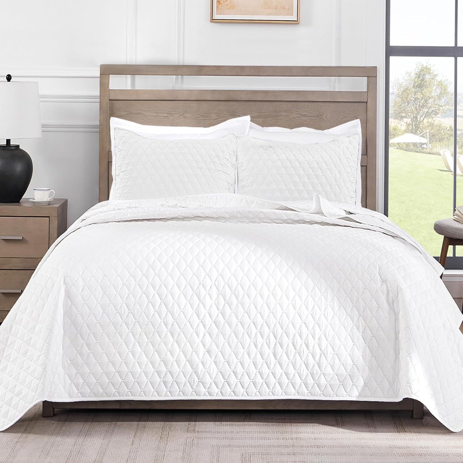 Reversible Full Queen Quilt Set for All Seasons - Soft & Elegant
