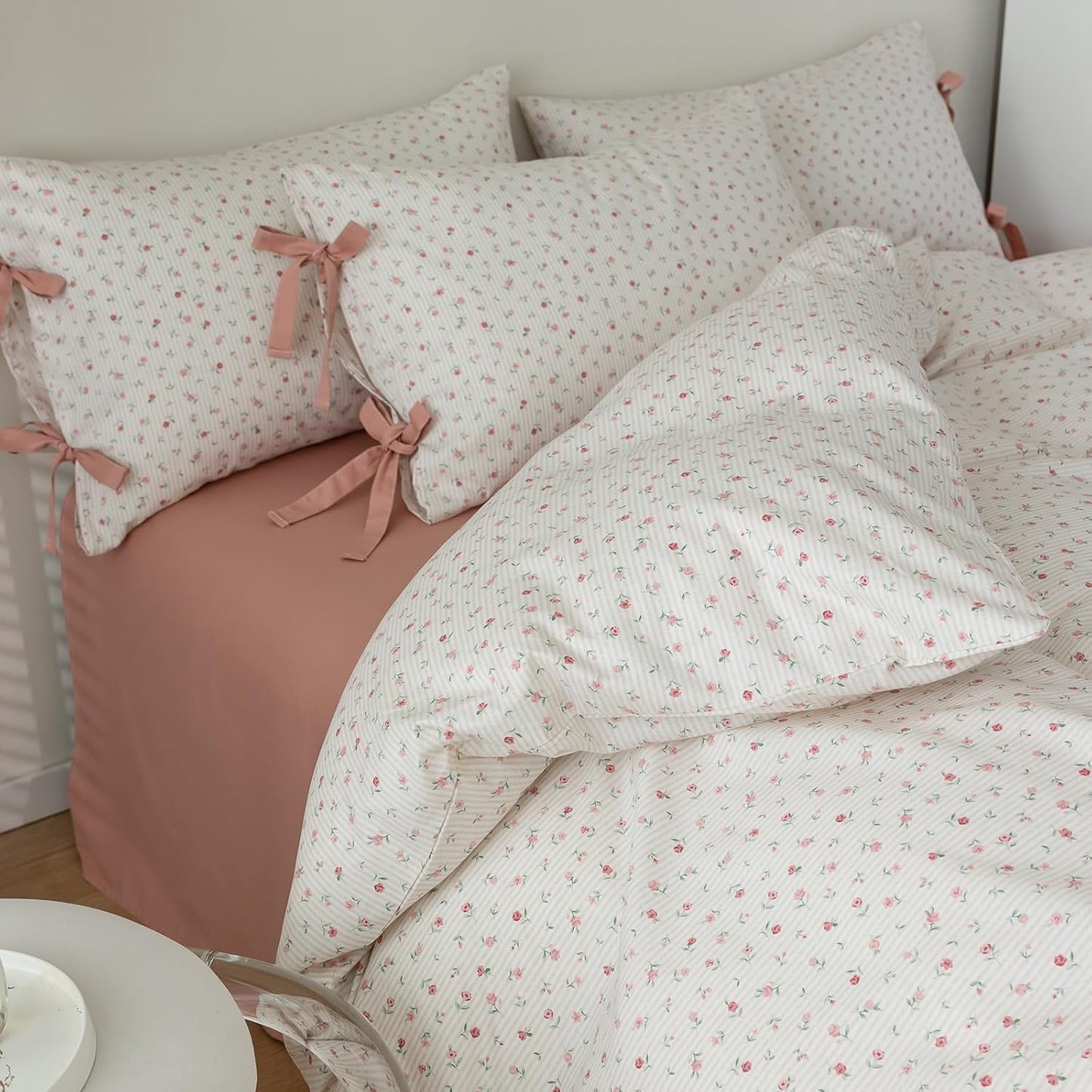 Mixinni White Flower Pattern Duvet Cover Set for Full Size Beds
