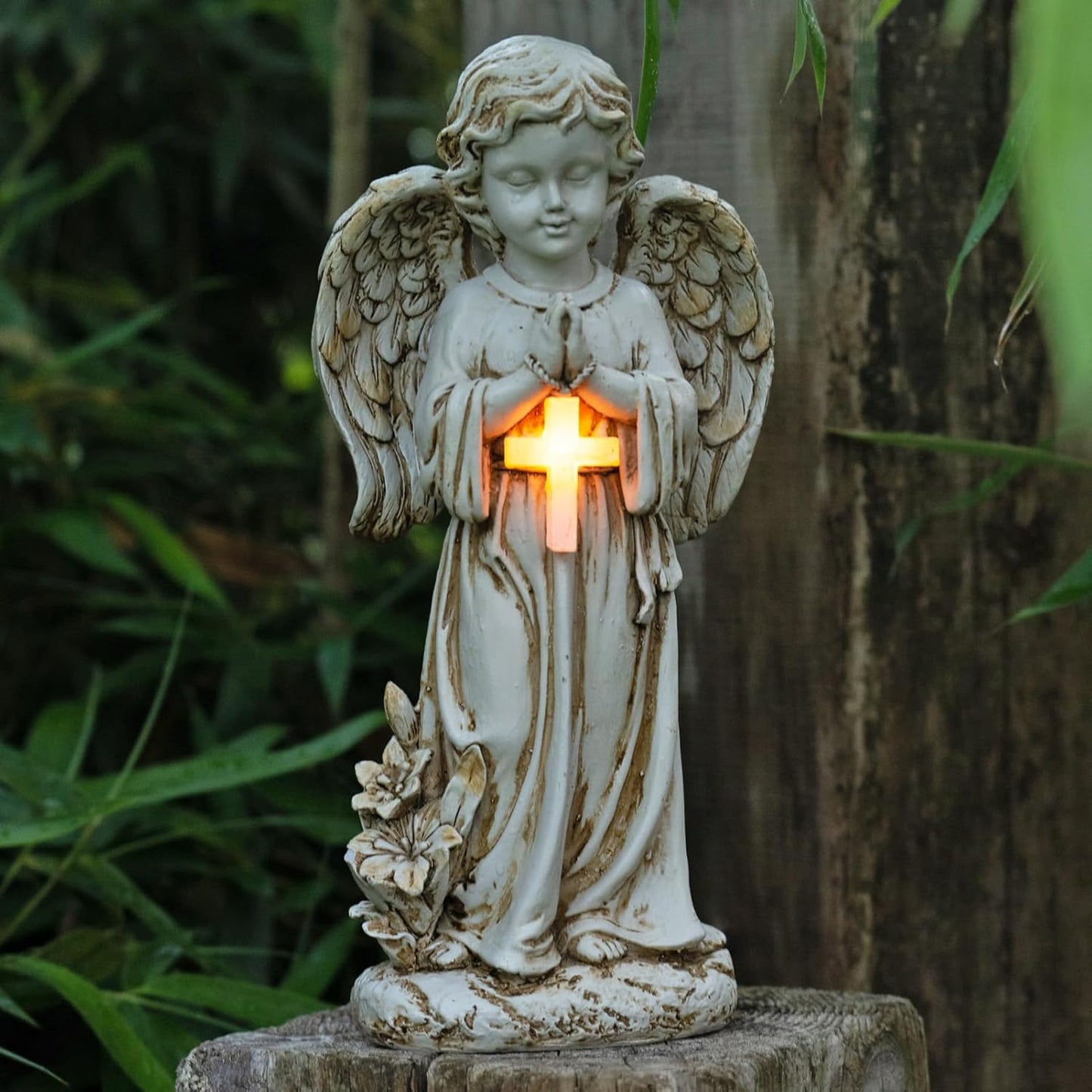 Beautiful Solar Angel Statue for Garden and Cemetery Decor