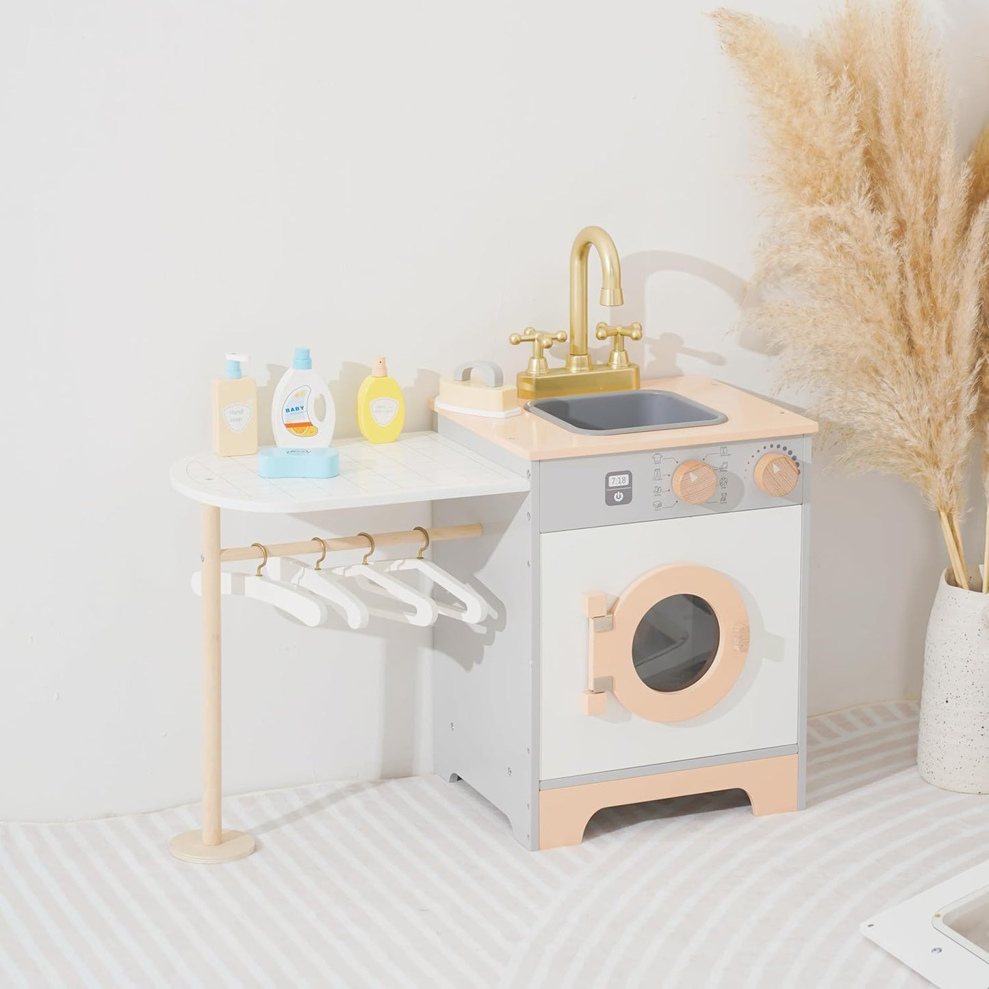 Compact Wooden Toy Washing Machine - Safe Role-Playing Fun!