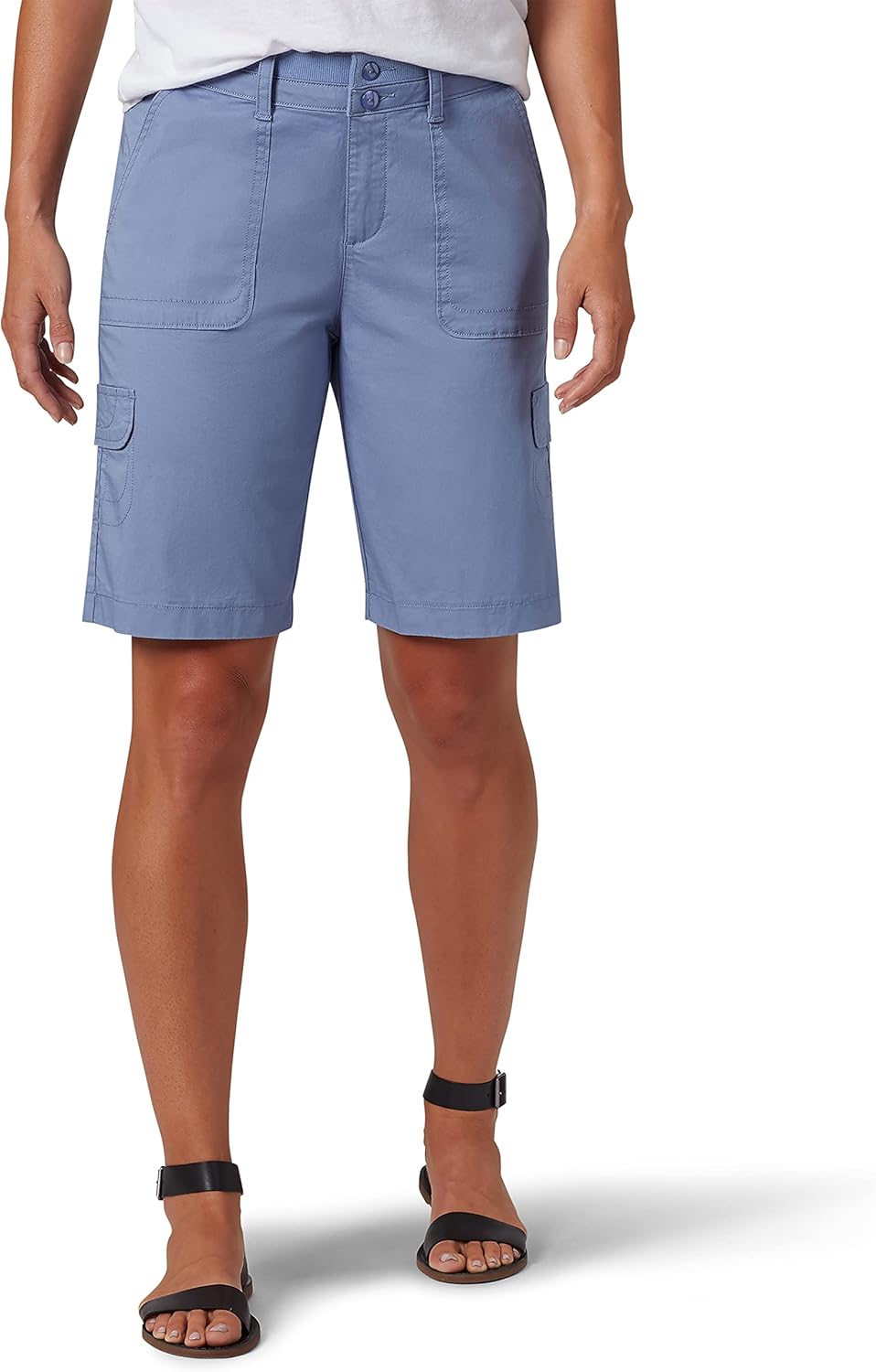 Lee Women's Relaxed Fit Avey Knit Waist Cargo Bermuda Short Review
