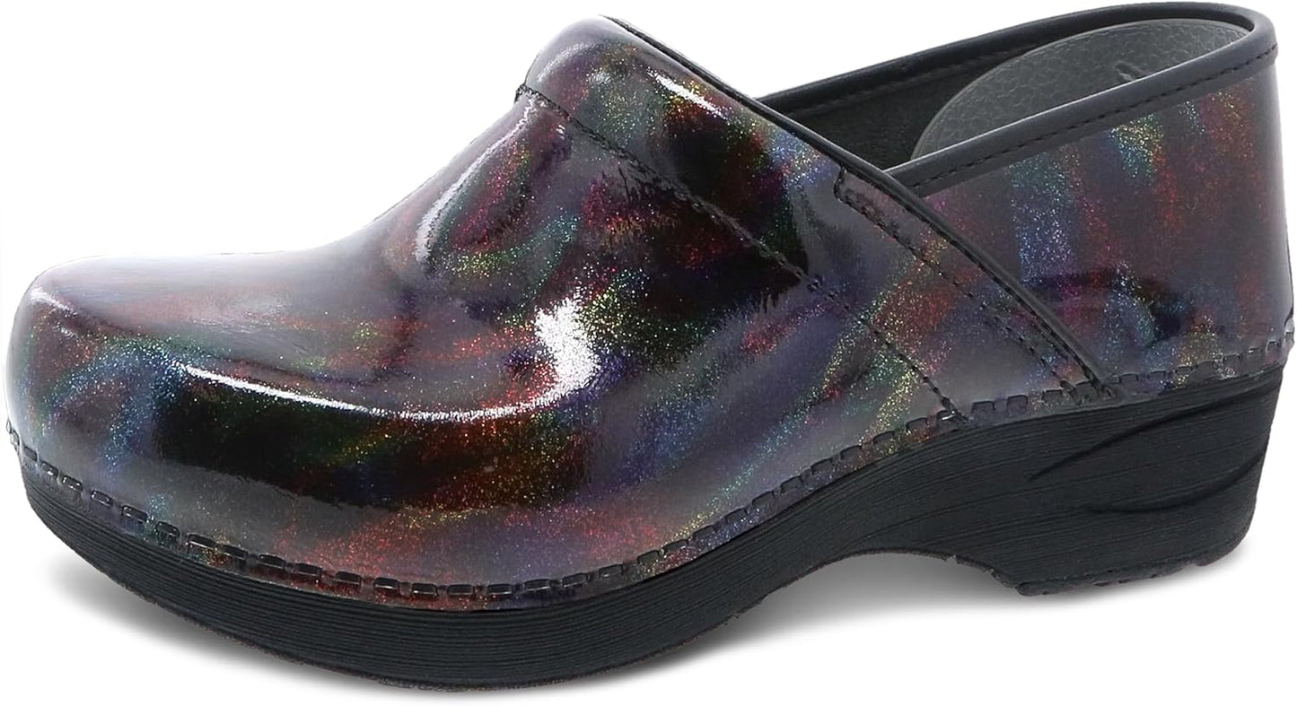 Dansko Womens XP 2.0 Clogs - Lightweight Slip-Resistant Comfort