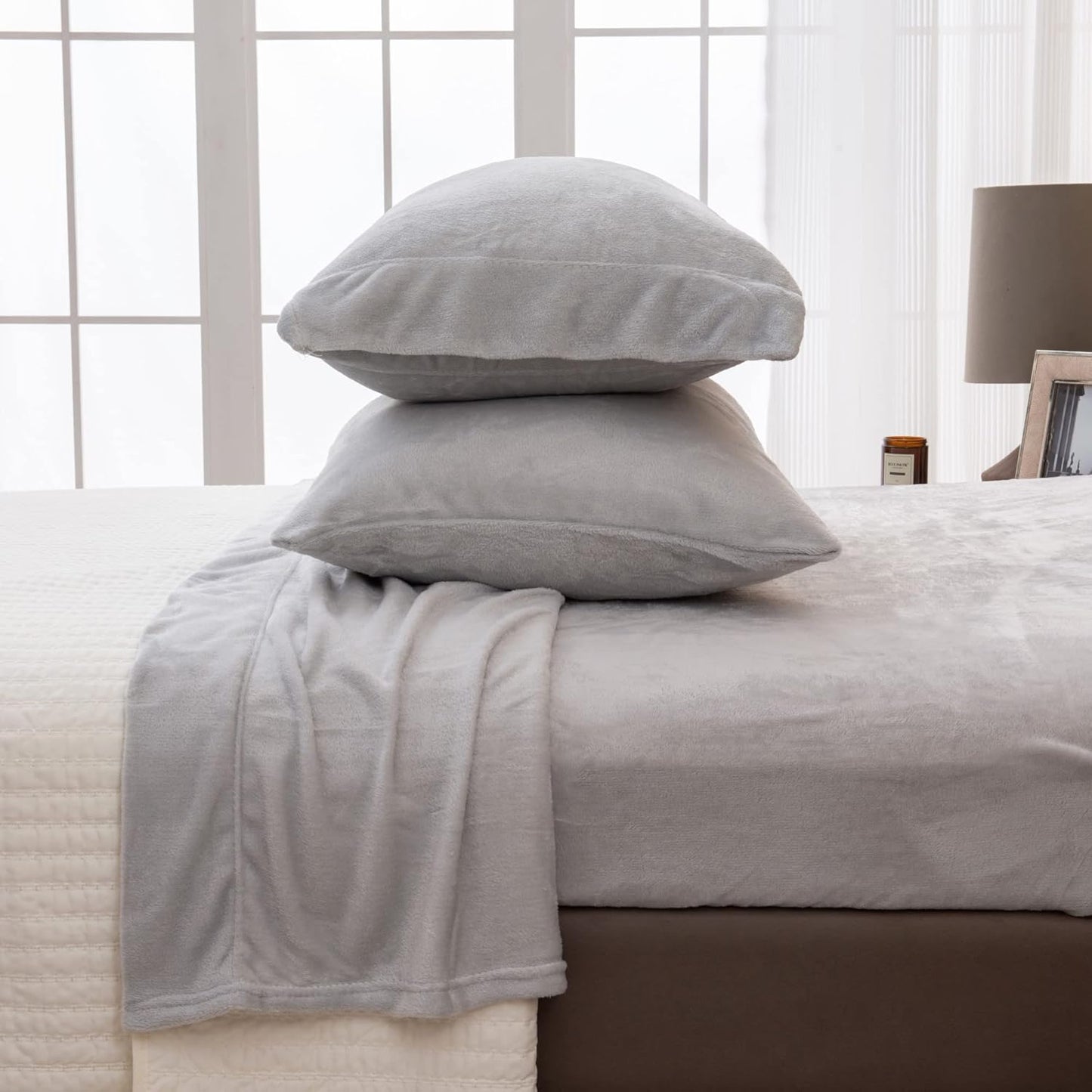 Extra Soft Velvet Plush Queen Micro Fleece Sheet Set for Comfort