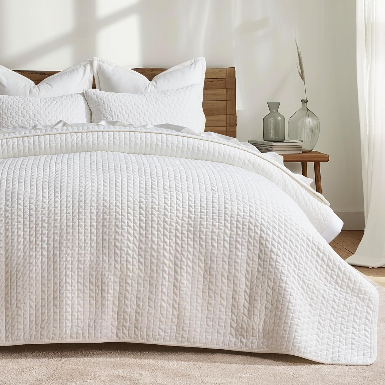 Luxury Velvet Quilt Set King Size for All Seasons Comfort