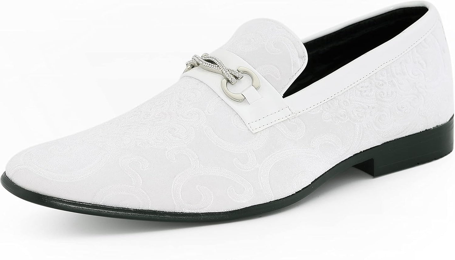 Luxurious Velvet Men's Loafers with Paisley Pattern Design