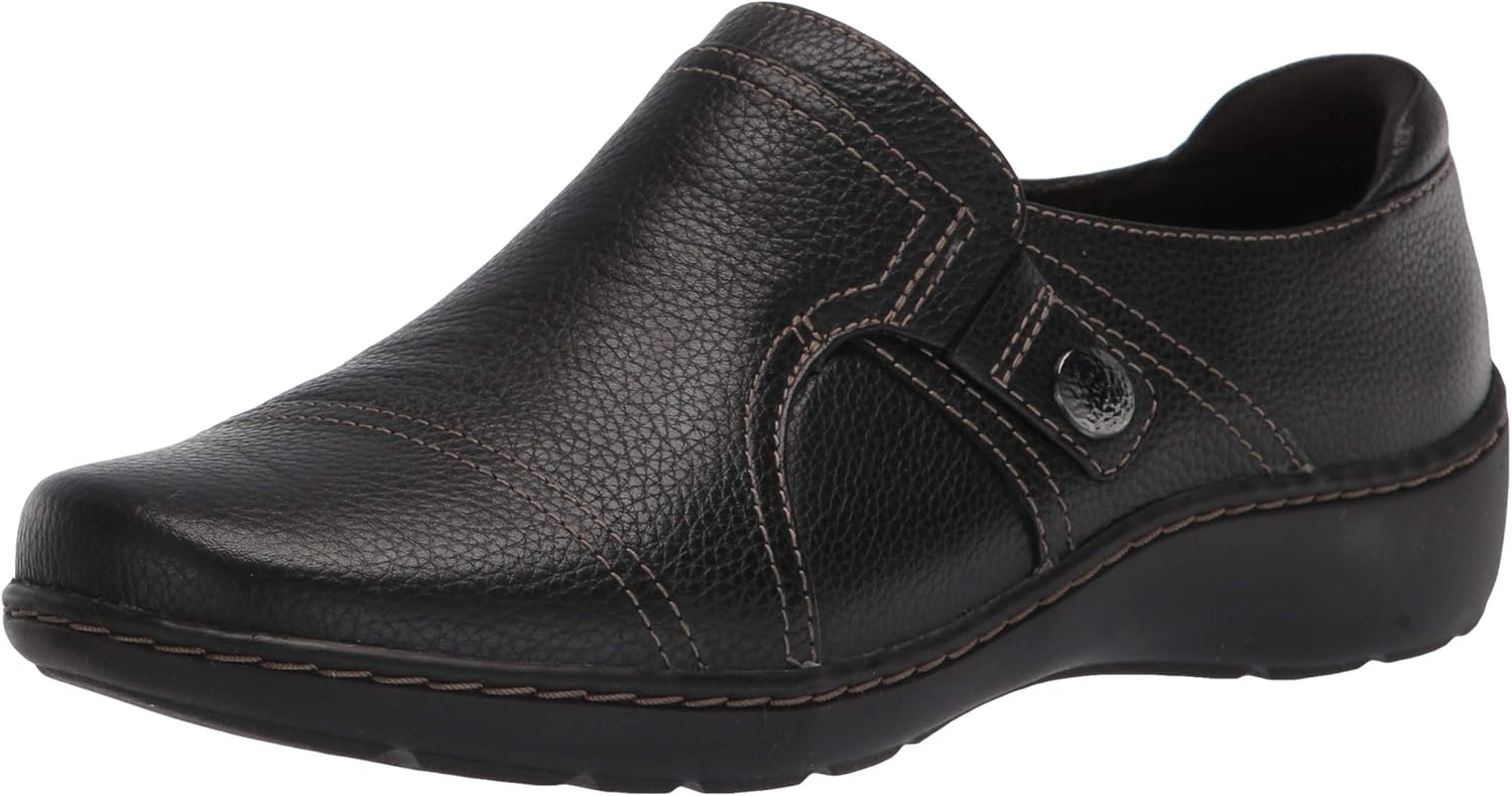 Clarks Women's Cora Poppy Loafer: Stylish Slip-On Comfort