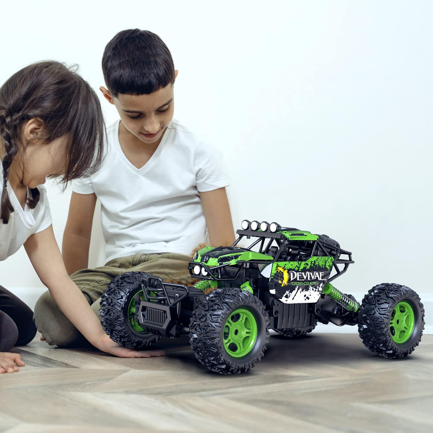 Upgrade Fun: 1:12 RC Monster Truck for Kids 20km/h Speed 60Min Play Time