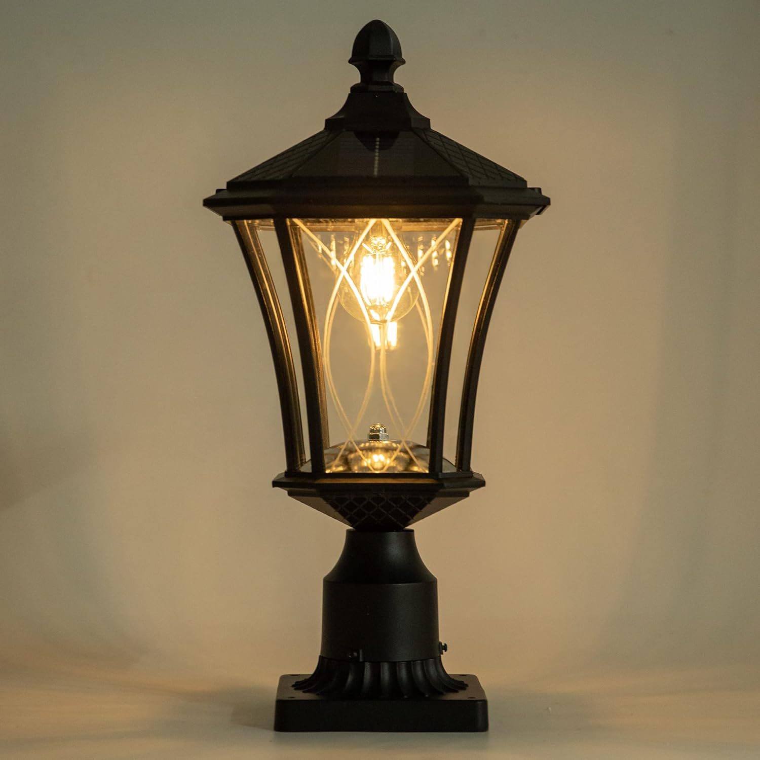 LUTEC Outdoor Solar Lamp Post Light for Elegant Garden Decor
