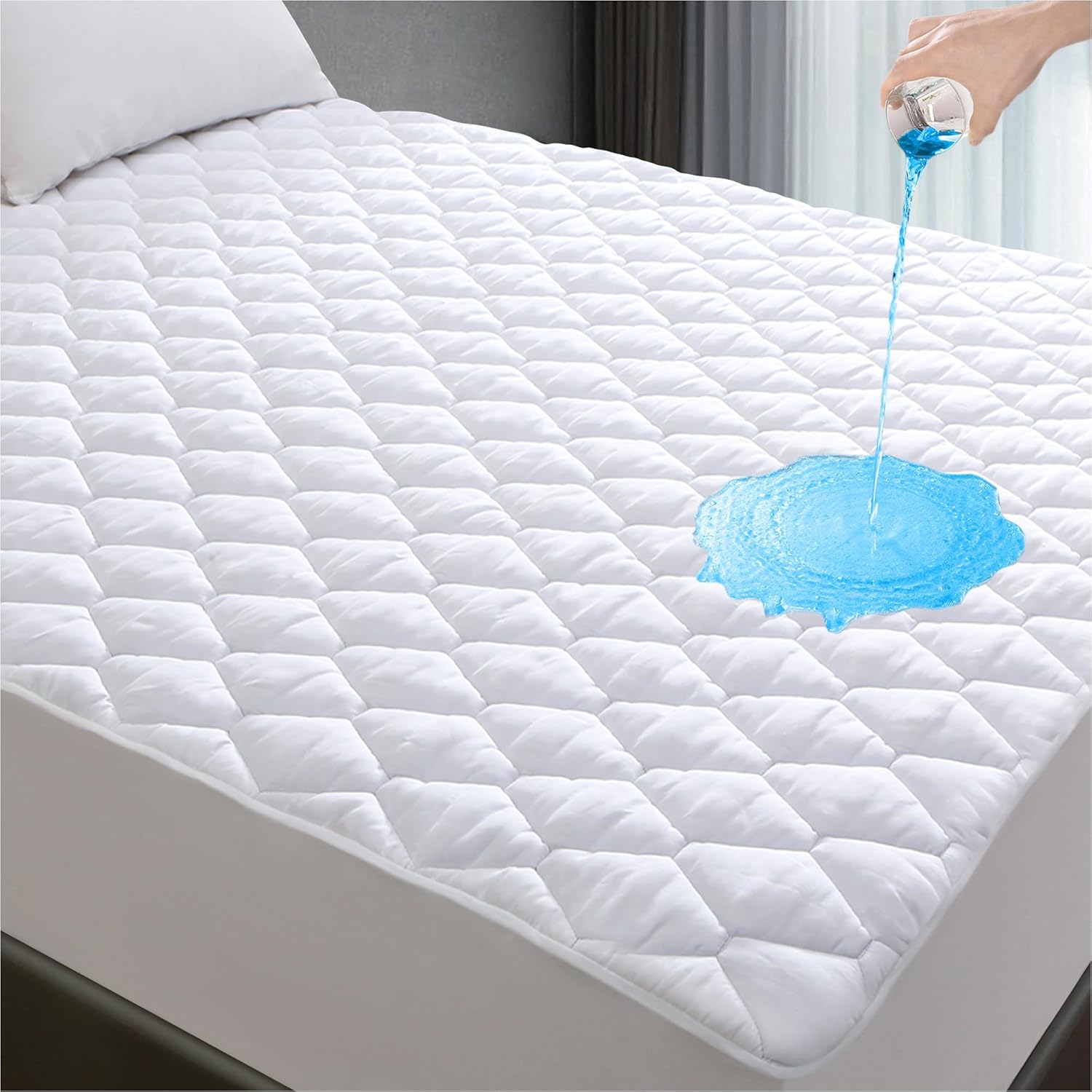 Lunsing Queen Mattress Protector - Soft Waterproof Cover