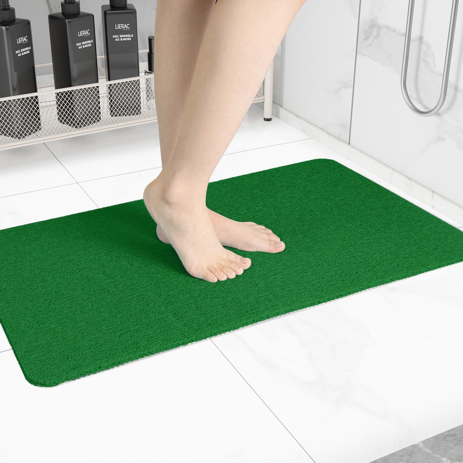 Non-Slip Bathtub Mat for Safety and Comfort in Any Space