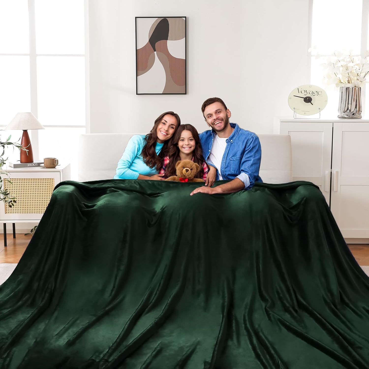 Bnuitland Oversized King Flannel Blanket for Cozy Family Use