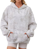 Women's Oversized Camo Maple Leaf Fleece Hoodie - Cozy Fall Pullover