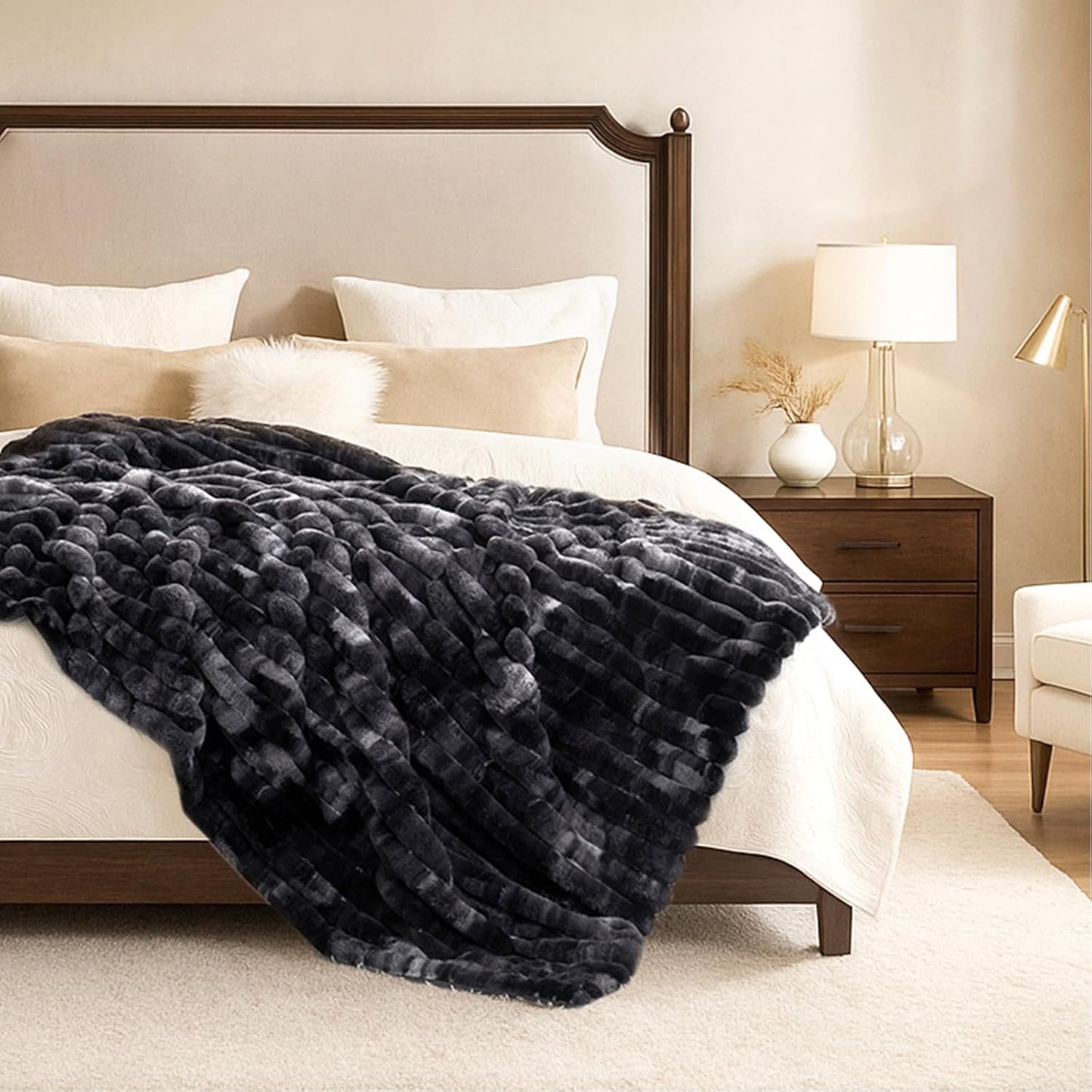 Cozy Bliss Faux Fur Throw Blanket for Ultimate Comfort and Style