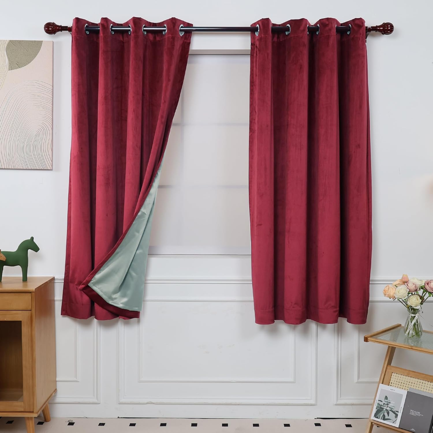 Velvet Blackout Curtains - Luxurious Softness & Light Control