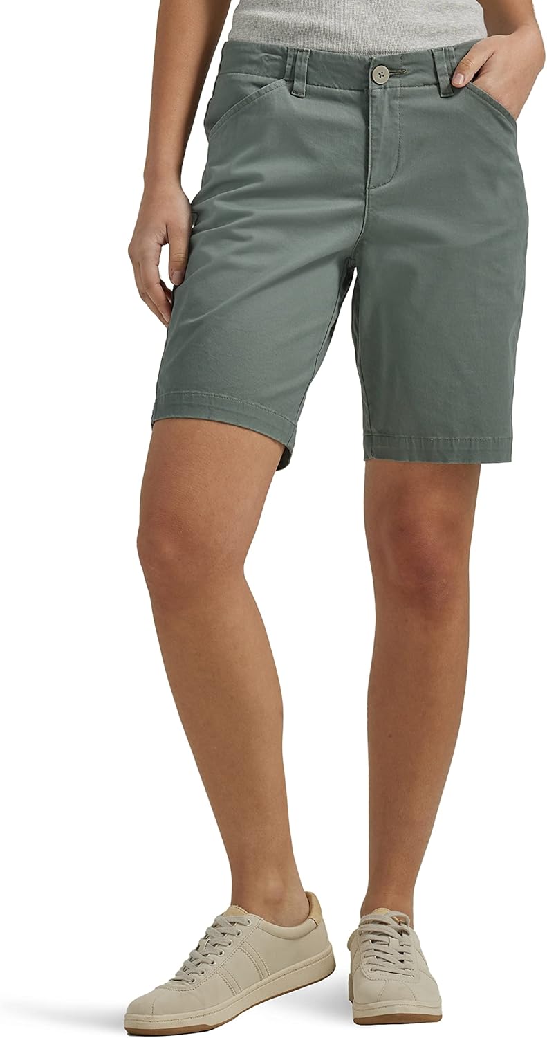 Lee Women's Legendary Chino Bermuda Short for Comfort and Style