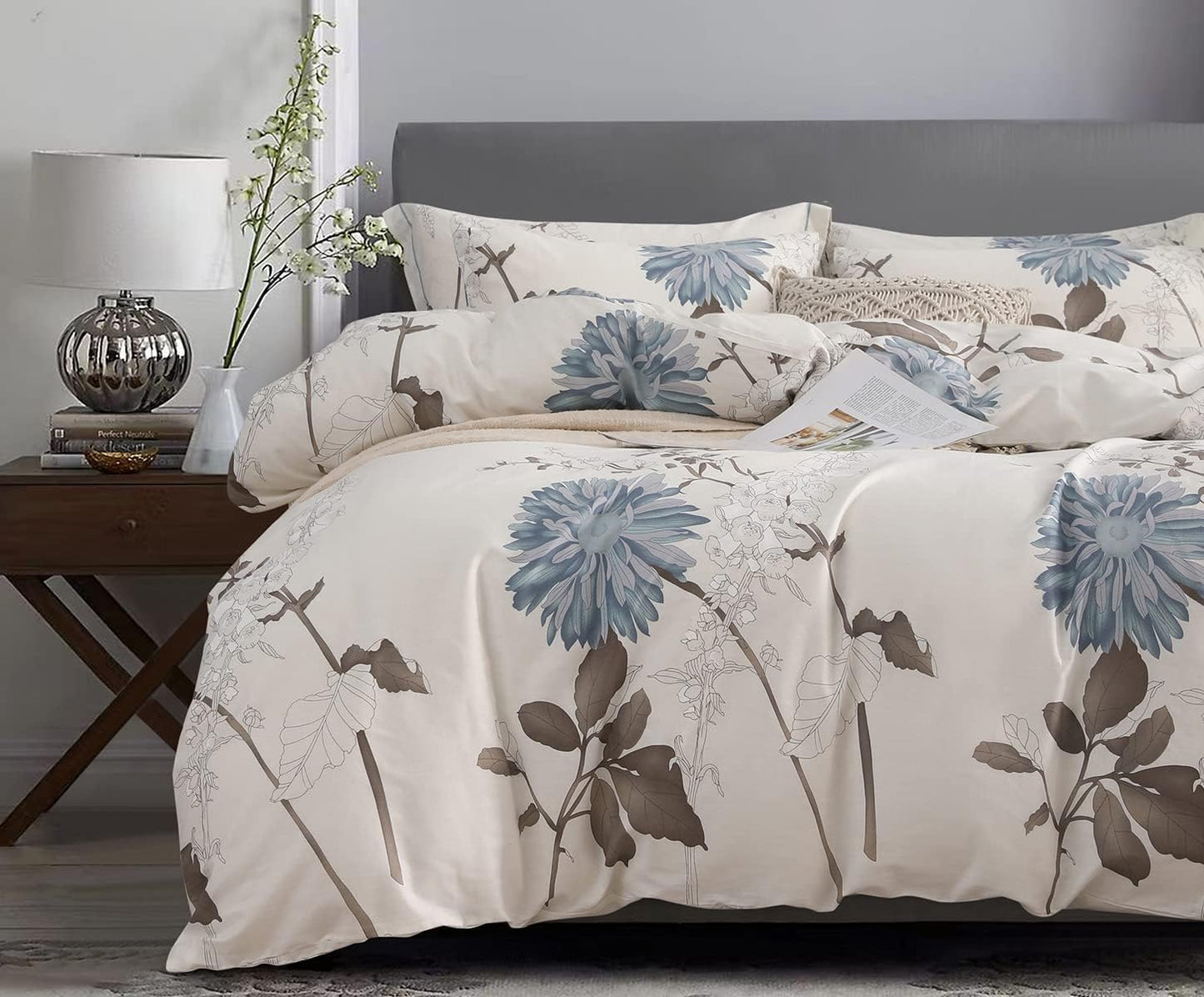 SLEEPBELLA Queen Size Duvet Cover with Botanical Flowers Design