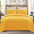 Exclusivo Mezcla Reversible King Size Quilt Set - Lightweight