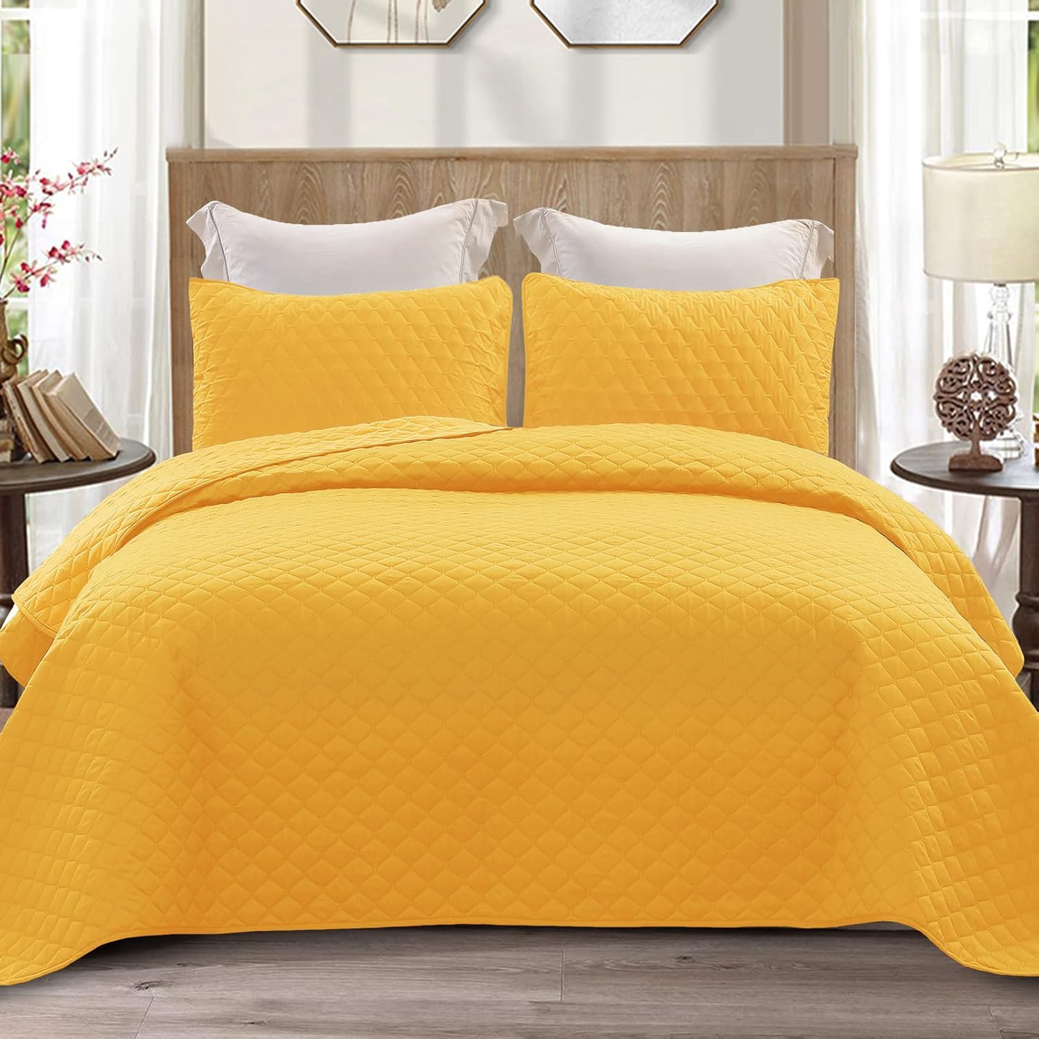Reversible King Size Quilt Set for All Seasons - Soft & Stylish