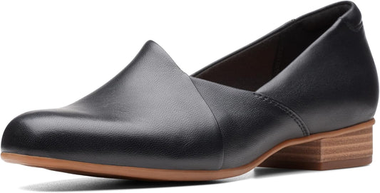 Clarks Women's Juliet Palm Loafer: Comfort Meets Style in Footwear