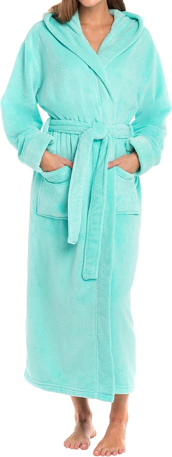 Luxurious Hooded Plush Bathrobe for Women - Cozy and Stylish