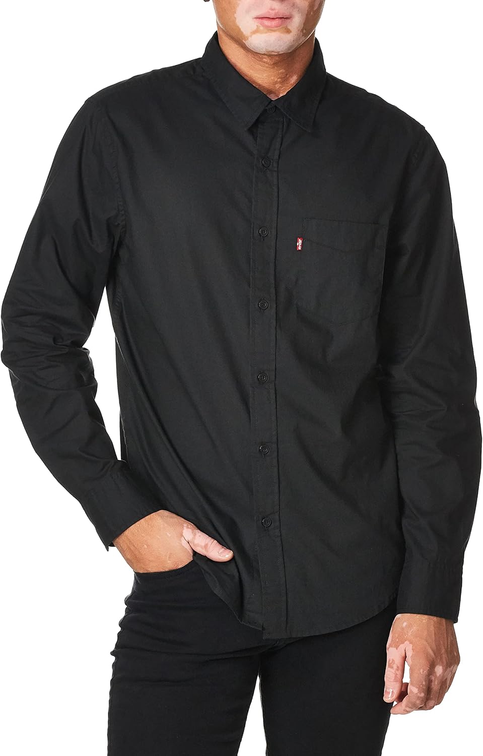 Levi's Men's Classic Long Sleeve Button Up Shirt for Versatile Style