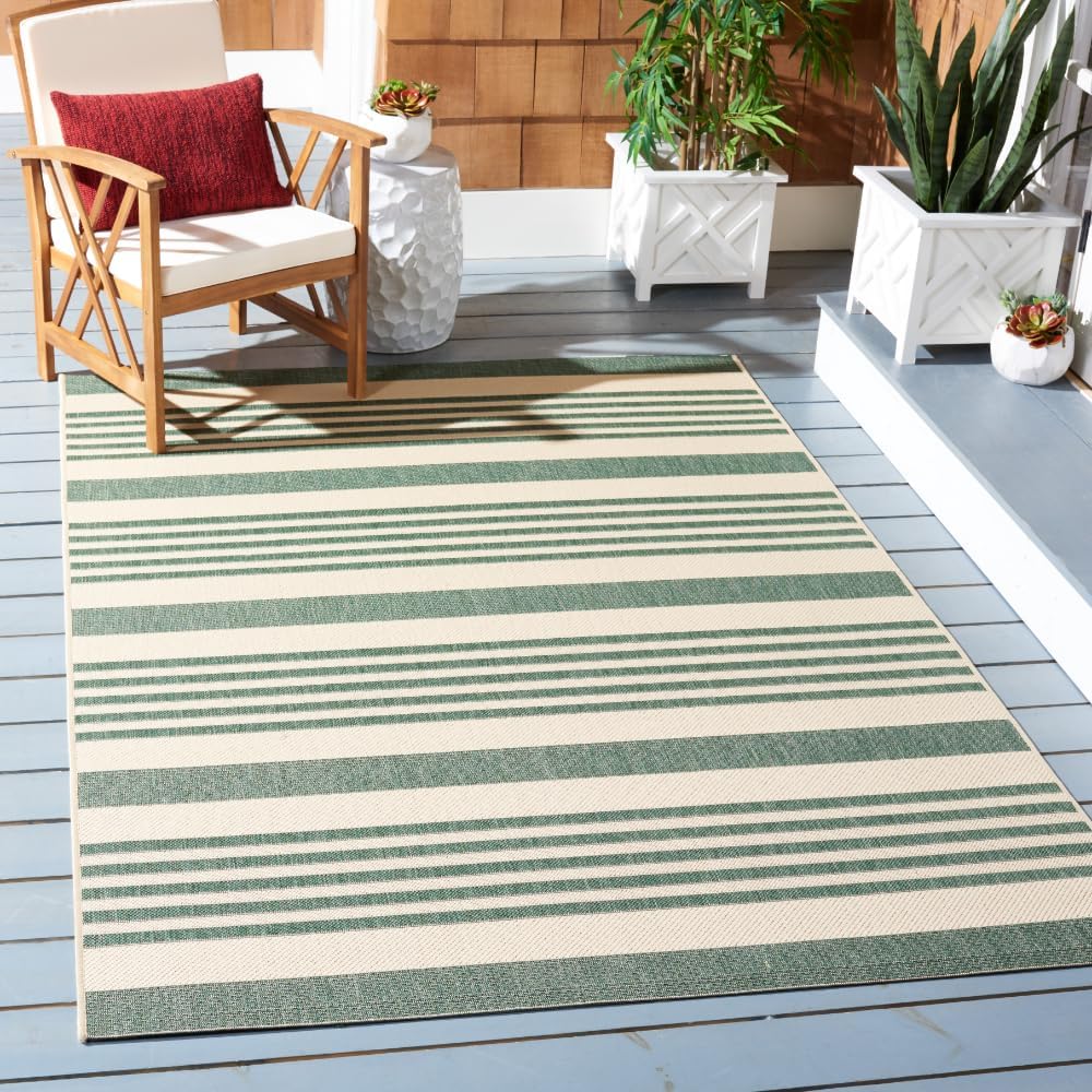SAFAVIEH Courtyard Collection Area Rug - Stylish & Durable