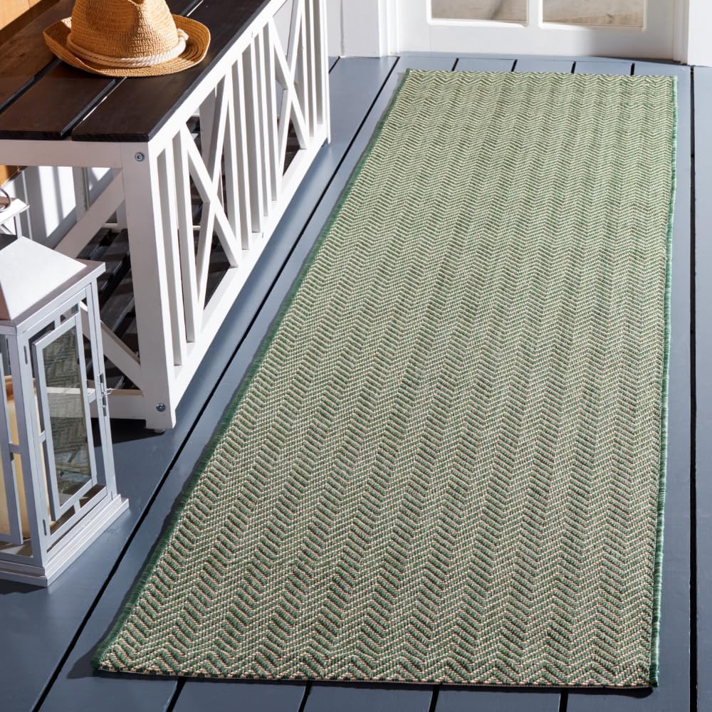 SAFAVIEH Courtyard Collection Runner Rug - Stylish & Durable