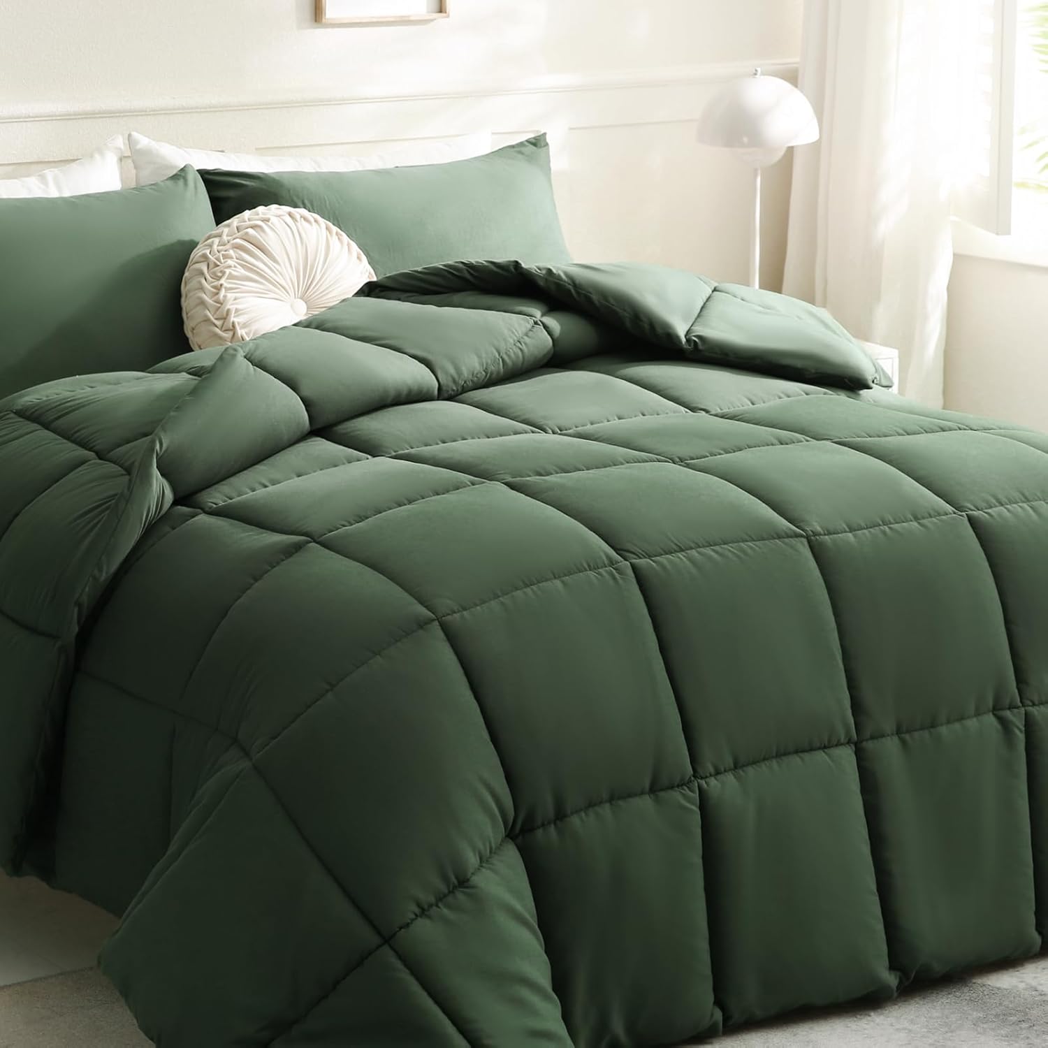 DOWNCOOL Queen Size Comforter Duvet Insert for All Seasons