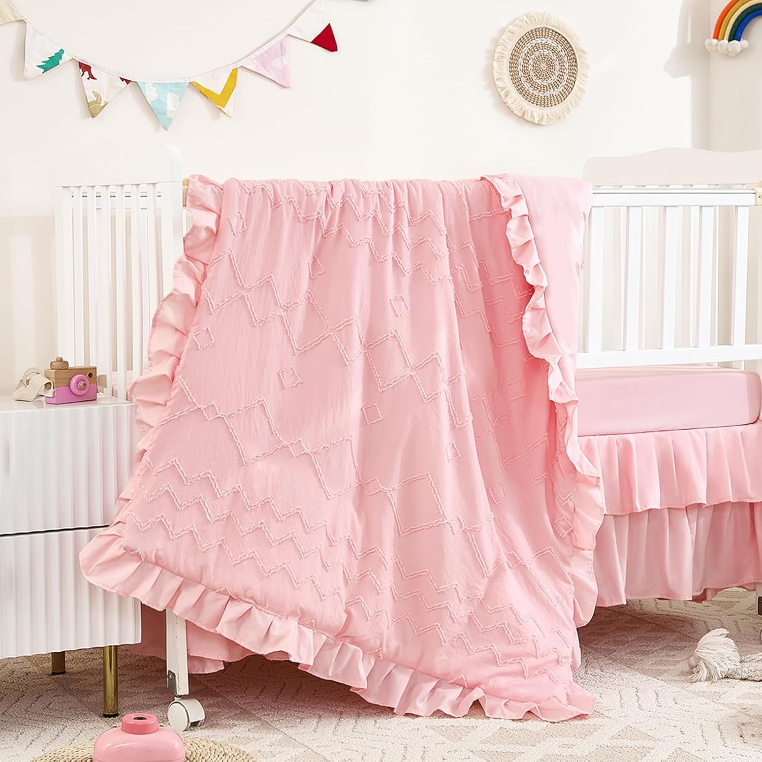 3-Piece Tufted Ruffle Crib Bedding Set for Girls - Soft & Chic