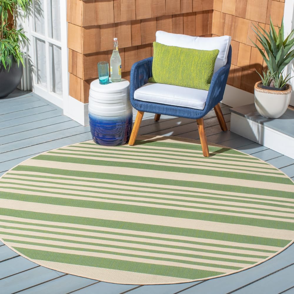 SAFAVIEH Courtyard Collection Area Rug - Stylish & Durable Design