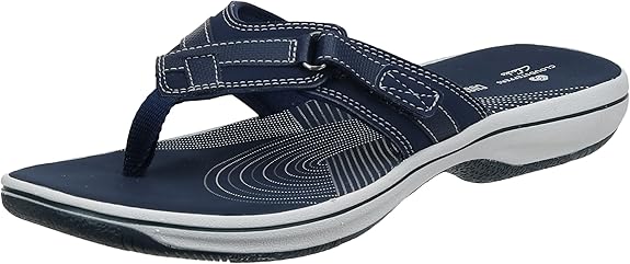 Clarks Women's Breeze Sea Hanging Flip-Flop for Comfort and Style