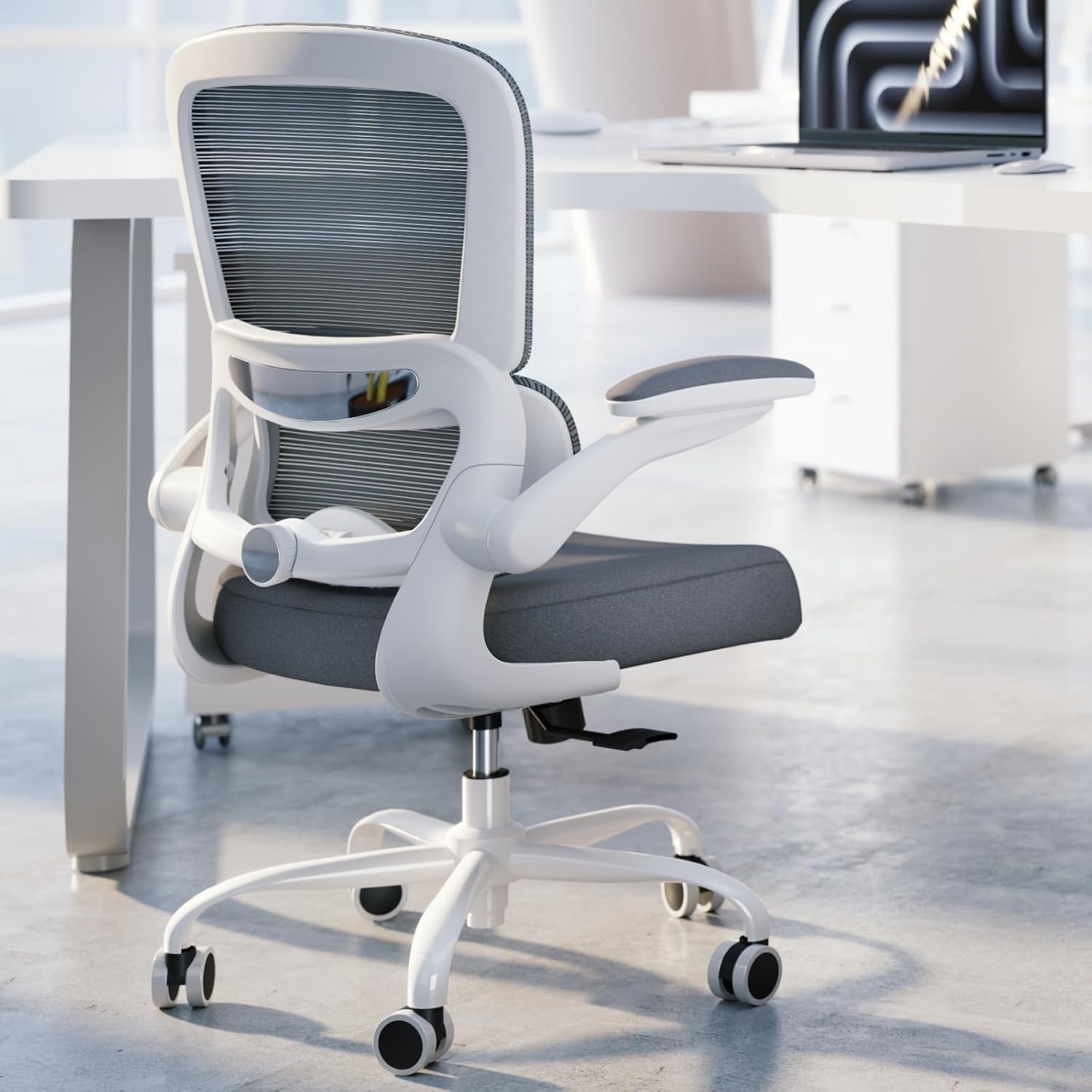 Adjustable Lumbar Support Mesh Chair - Ultimate Comfort