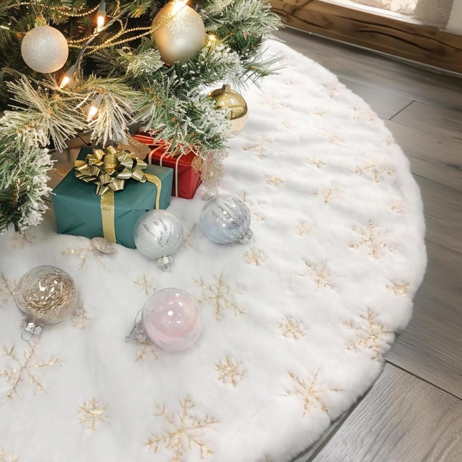 60 Inch Large Christmas Tree Skirt for Holiday Decorations