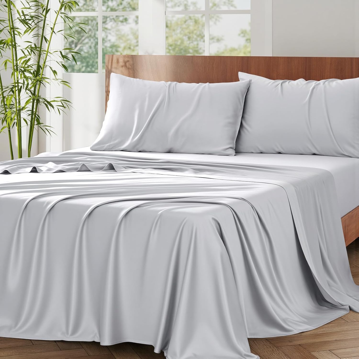 Cooling Queen Size Sheet Set with 100% Bamboo Fiber Fabric