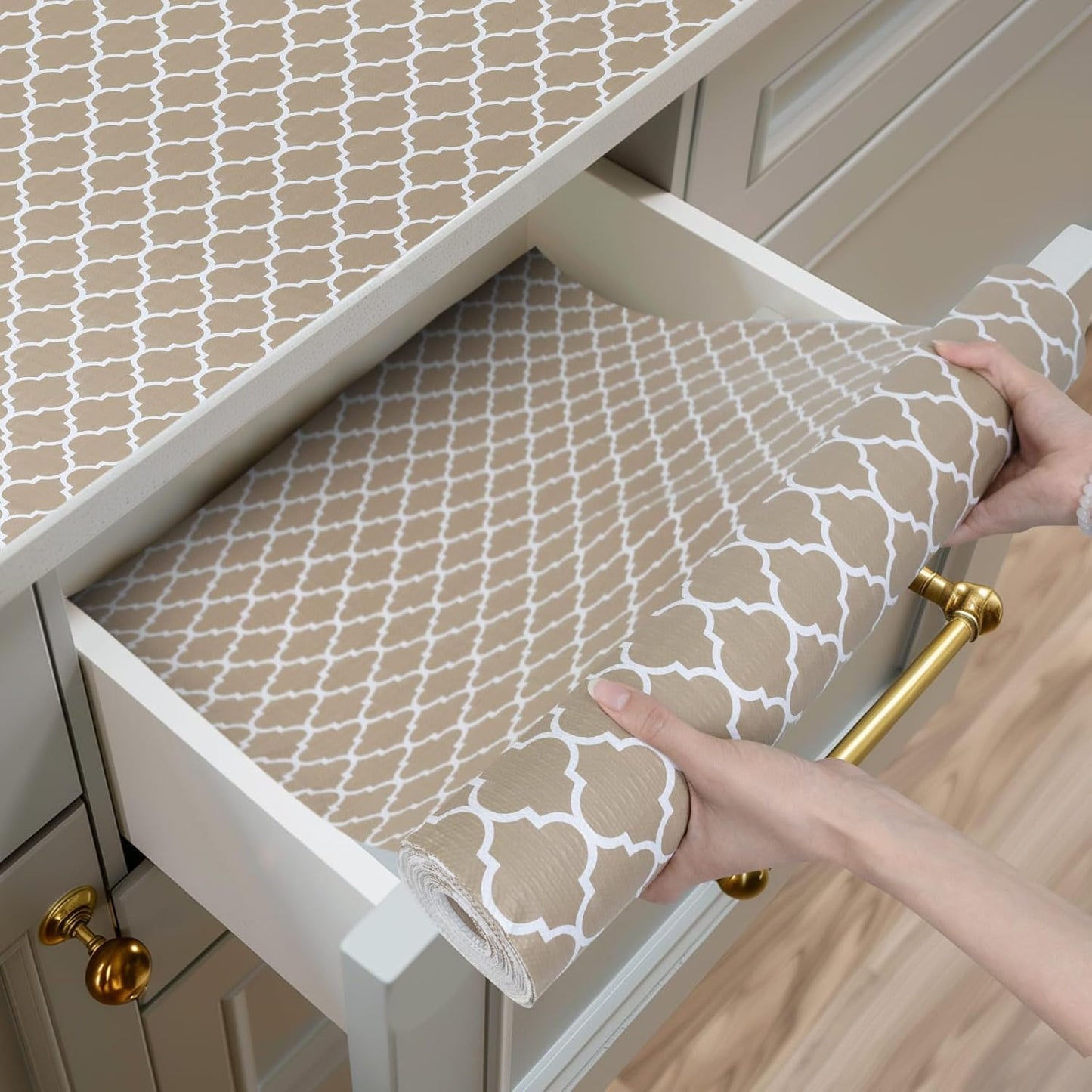 Non-Adhesive Shelf and Drawer Liner for Kitchen Cabinets
