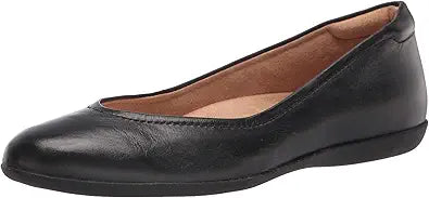 Naturalizer Women's Vivienne Flat - Stylish Comfort for Every Occasion