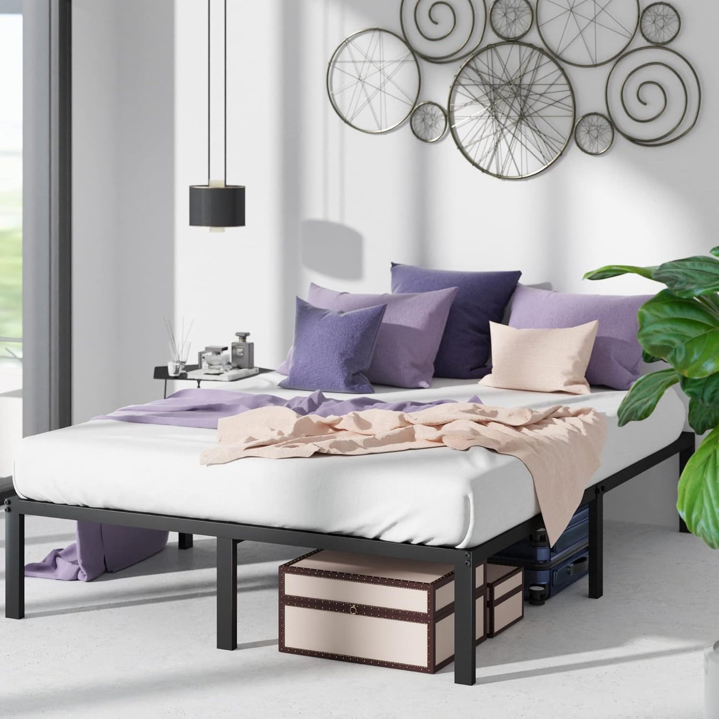ZINUS Yelena 14 Inch Metal Platform Bed Frame for Queen Size