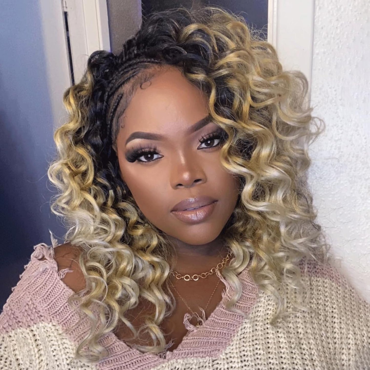 Toyotress Ocean Wave Crochet Hair - Ombre Honey Blonde Style