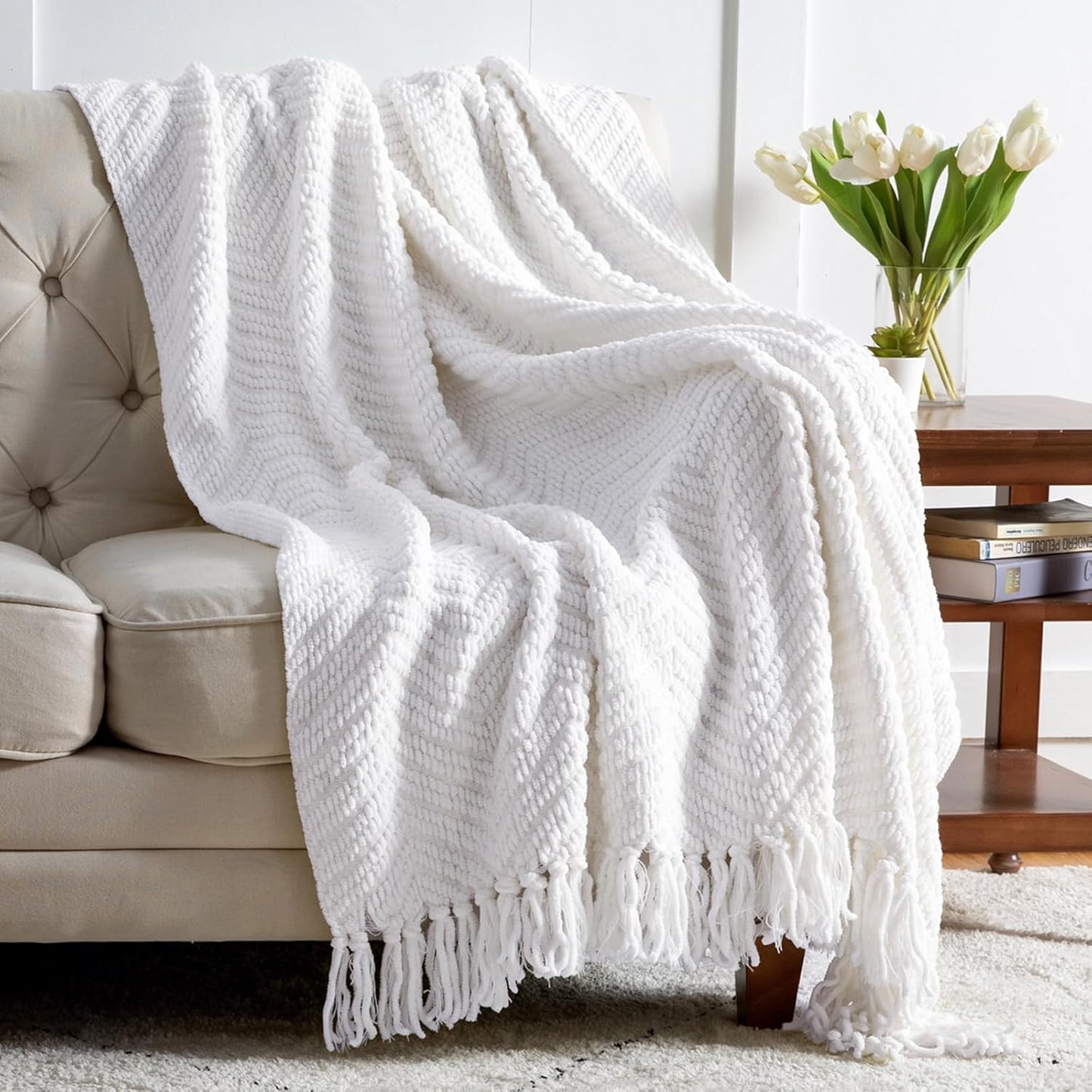 Bedsure White Throw Blanket - Soft Chenille Knit for Couch