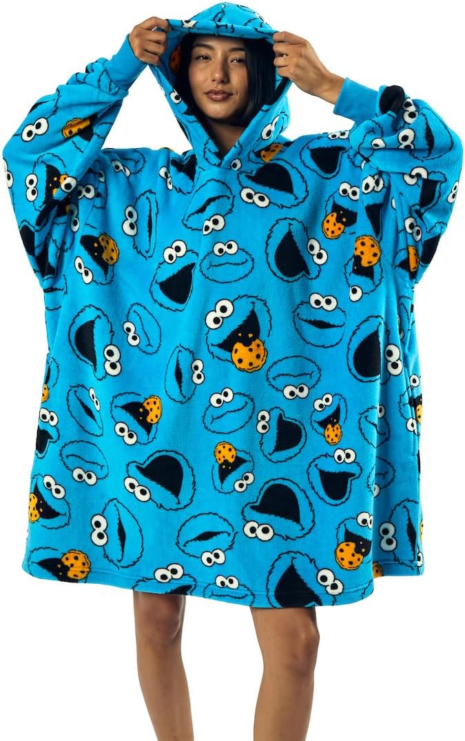 Bioworld Sesame Street Cookie Monster Oversized Hoodie Blanket