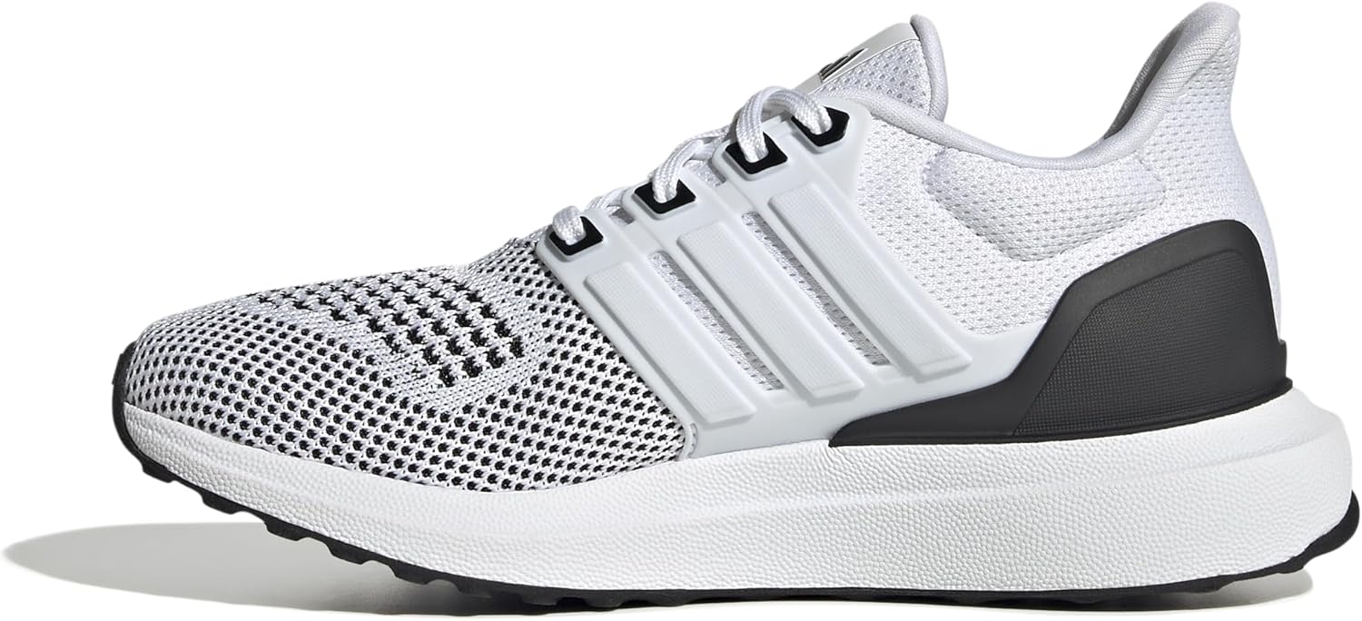 adidas Unisex-Child Ultradream DNA Sneakers for Active Kids