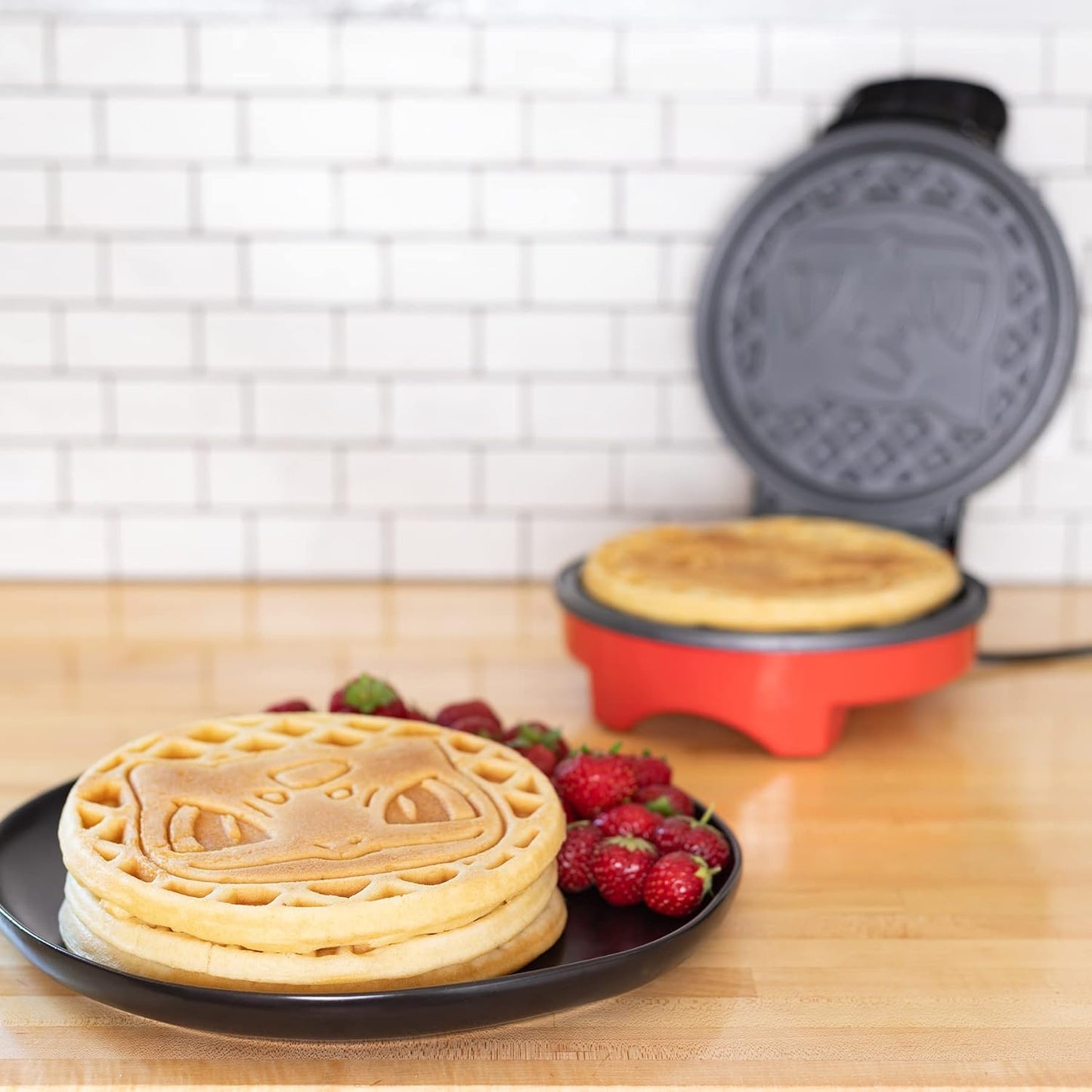 Uncanny Brands Pokemon Bulbasaur Waffle Maker for Fun