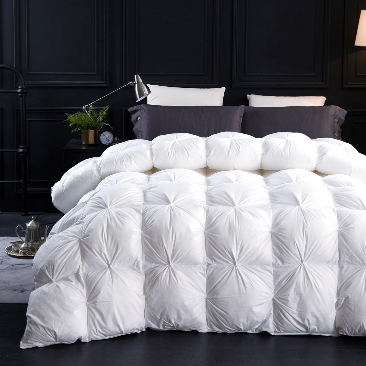 Three Geese Queen Size Pinch Pleat Duck Feather Down Comforter