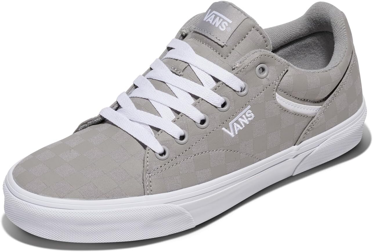 Vans Mens Seldan Sneaker: Retro Tennis Inspired Casual Footwear