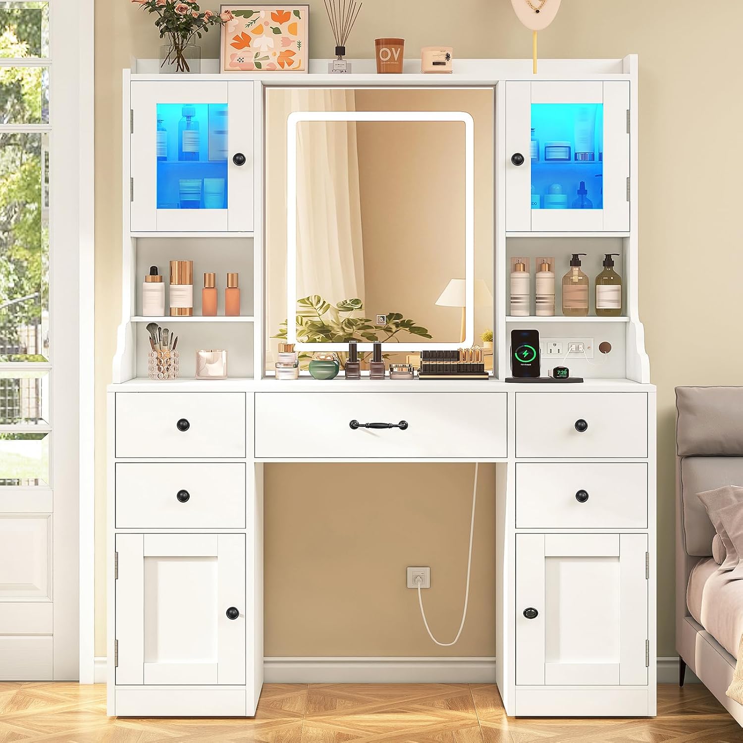 Quimoo Vanity Desk with Lighted Mirror & Adjustable Brightness