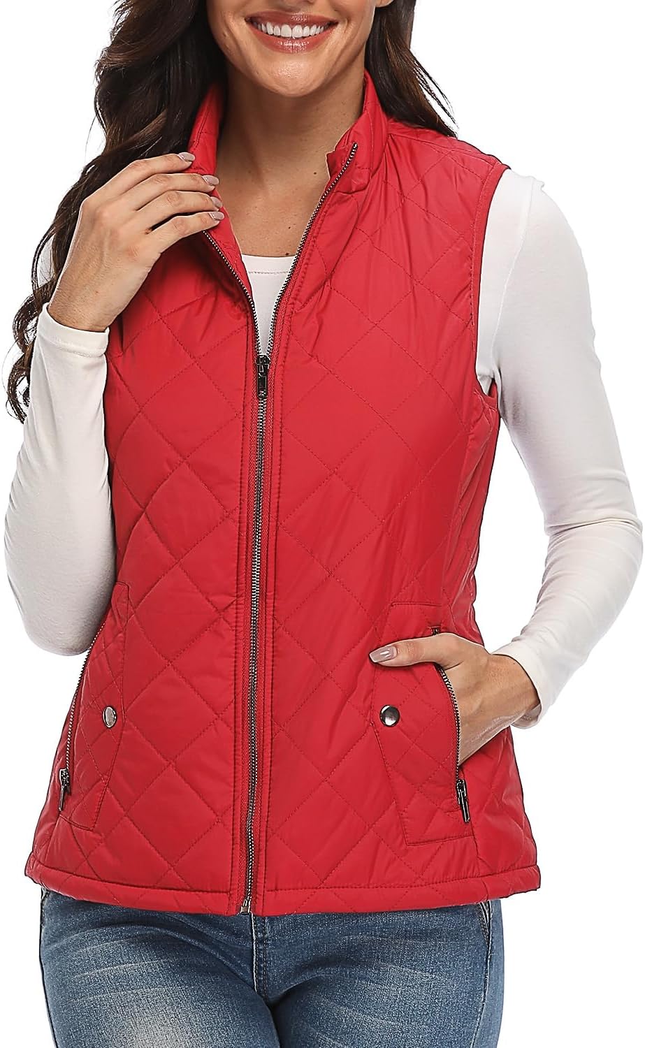 Quilted Lightweight Women's Vest with Zip Pockets for Comfort