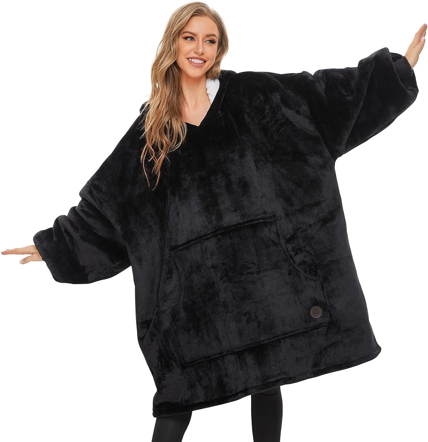 THREE POODLE Wearable Blanket Hoodie for Ultimate Comfort
