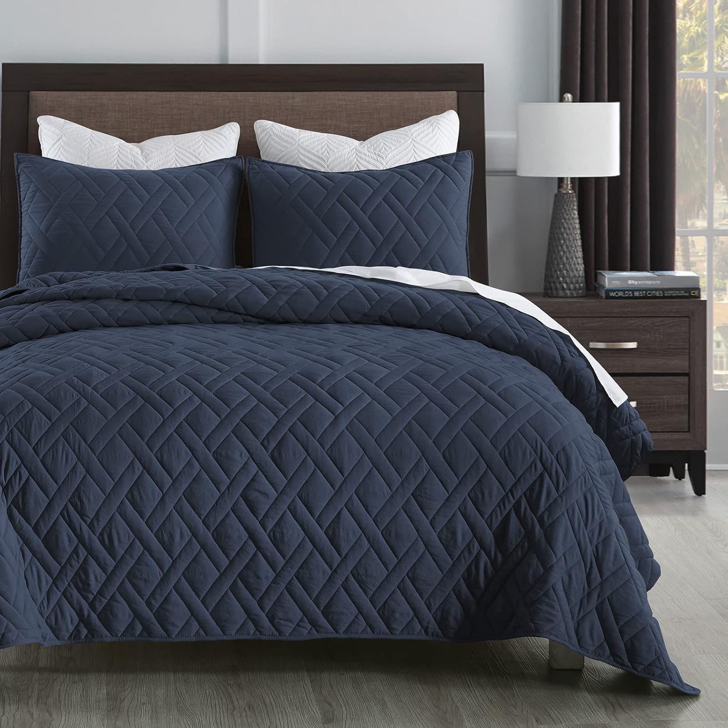 Classic Geometric Diamond King Size Quilt Set in Navy Blue