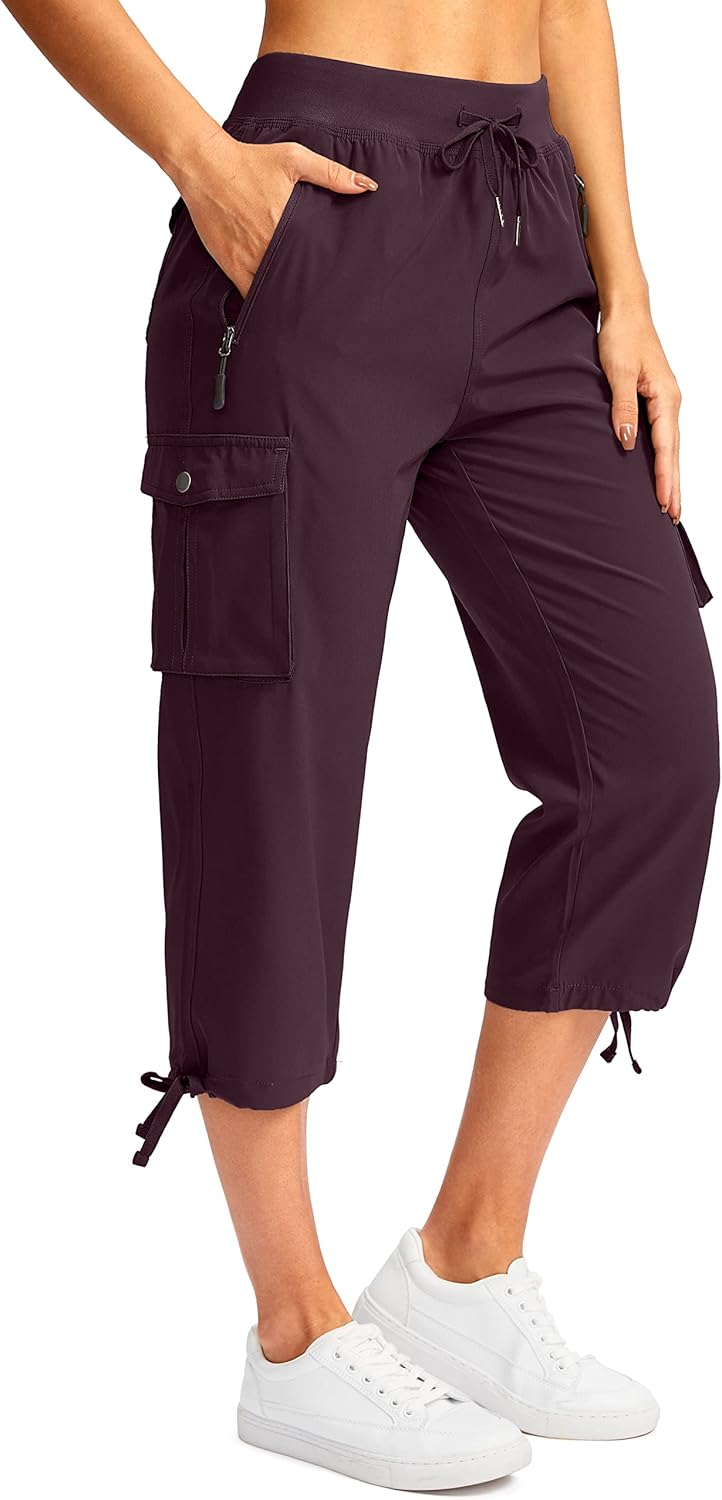 Soothfeel Women's Cargo Capris Pants for Hiking and Travel