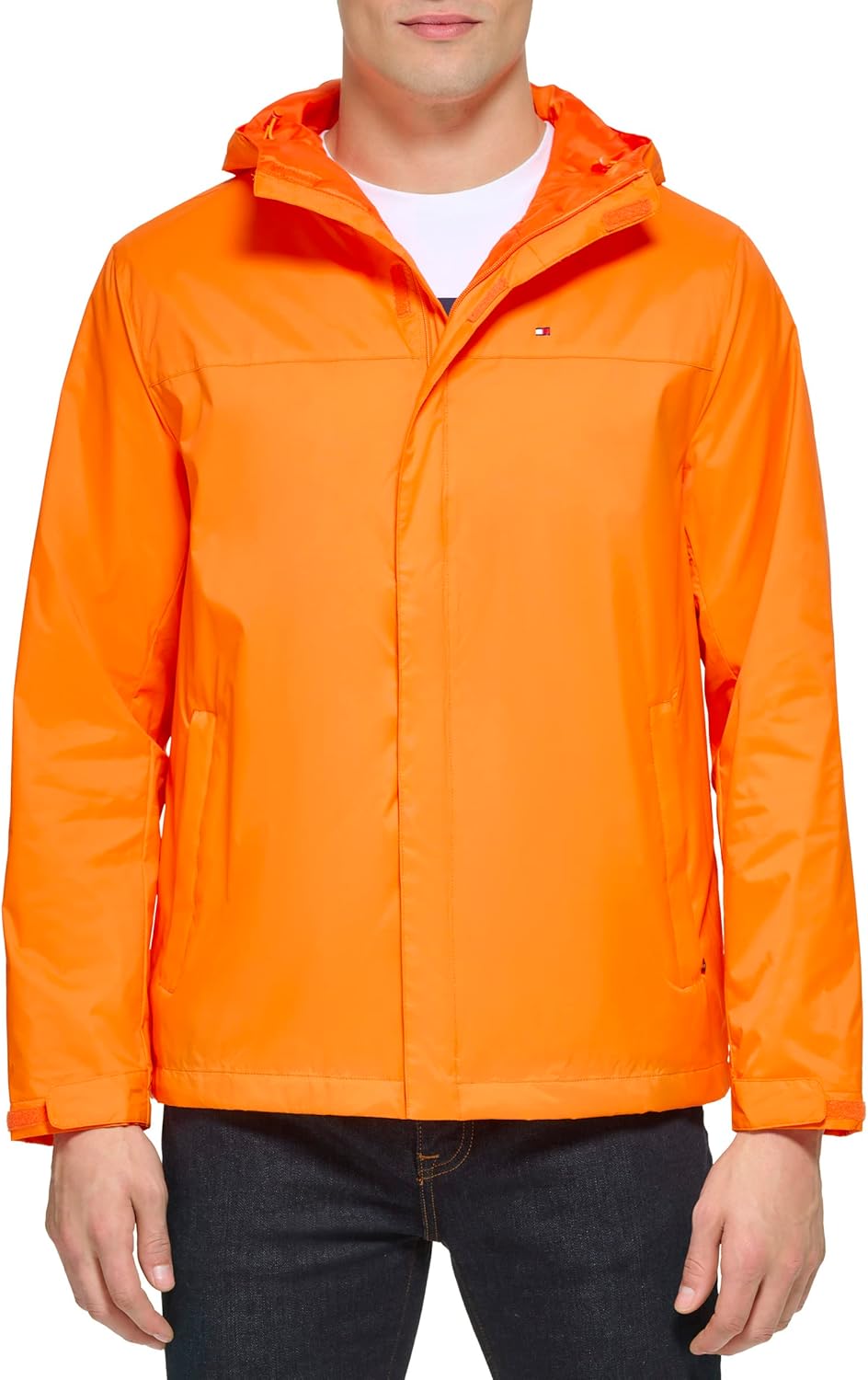 Tommy Hilfiger Men's Lightweight Waterproof Hooded Jacket Review